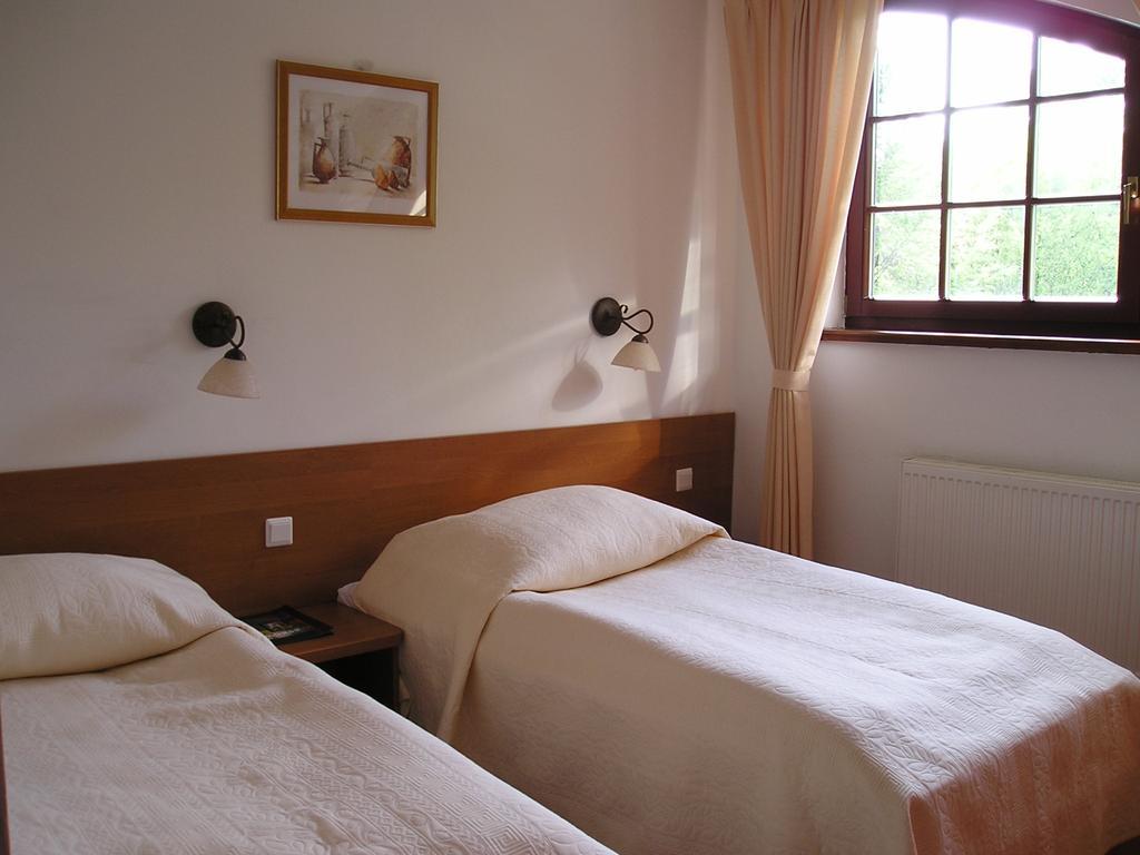 Osrodek Morsko Plus Hotel Exterior photo
